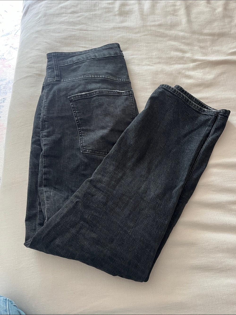 Madewell Curvy Perfect Vintage Jean size 31 Tall. Black wash.